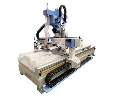 Економічний маршрутизатор CNC для автоматичної зміни інструменту з дерева алюмінію, ідеально підходить для виробників меблів